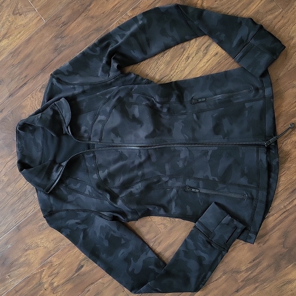 Lululemon Define Jacket - Dark Camo - Picture 4 of 6